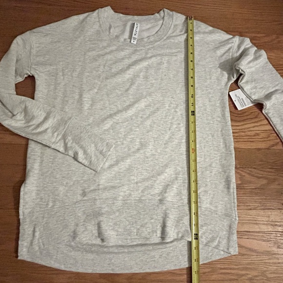 Athleta Coaster Luxe Sweatshirt, Gray, Small - NWT - Picture 6 of 6